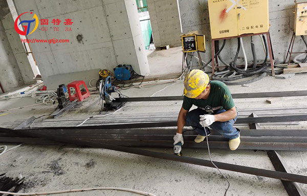 舊房加固改造工程 舊房加固改造工程