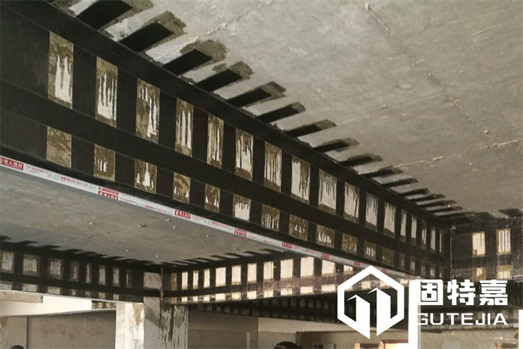 碳纖維加固 (2) 碳纖維加固 (2)